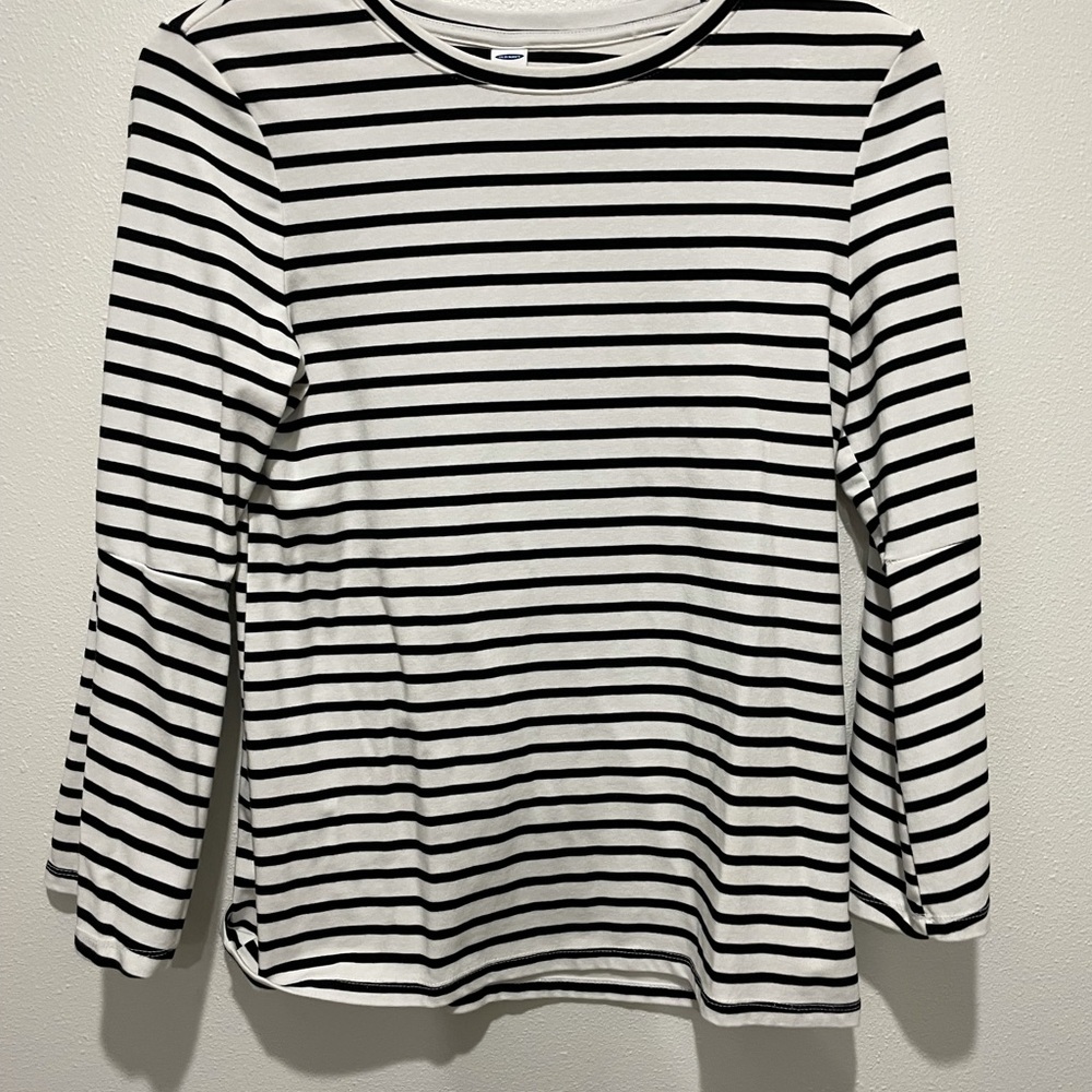Bell Sleeve top